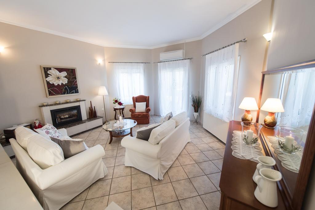 Villa Marilia Tsoukaladhes Luaran gambar