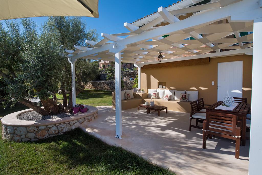 Villa Marilia Tsoukaladhes Luaran gambar
